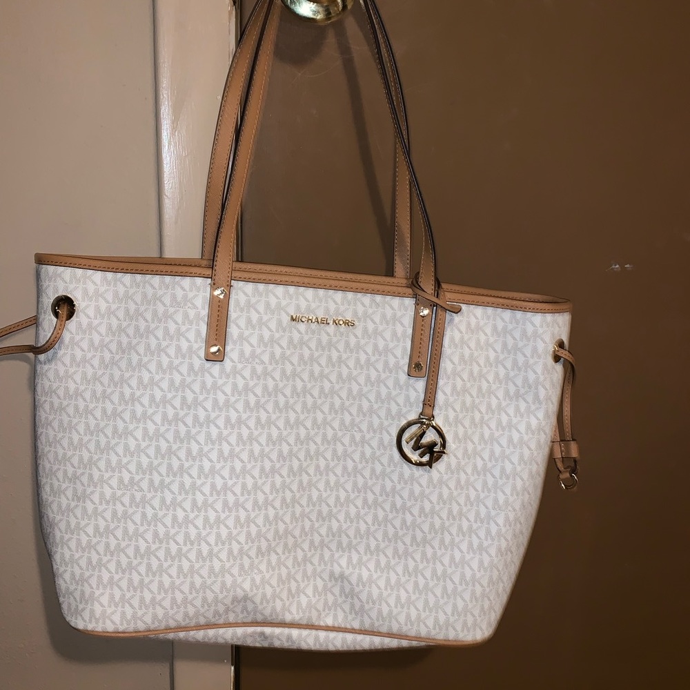 Michael Kors Jet Set Reversible Tote